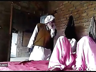 Pakistan old father in low fucking kissing   video